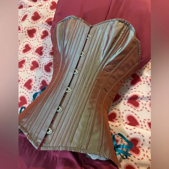 Timeless trends overbust corset 22L steel bones - Picture 3 of 16